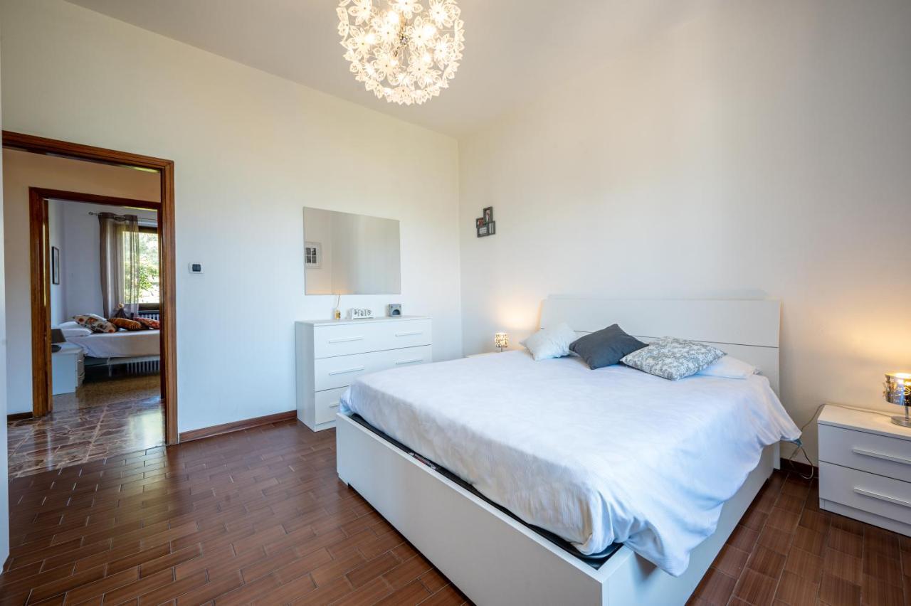 Lake View Apartment With Balcony And Parking - Larihome A25 Gera Lario Luaran gambar