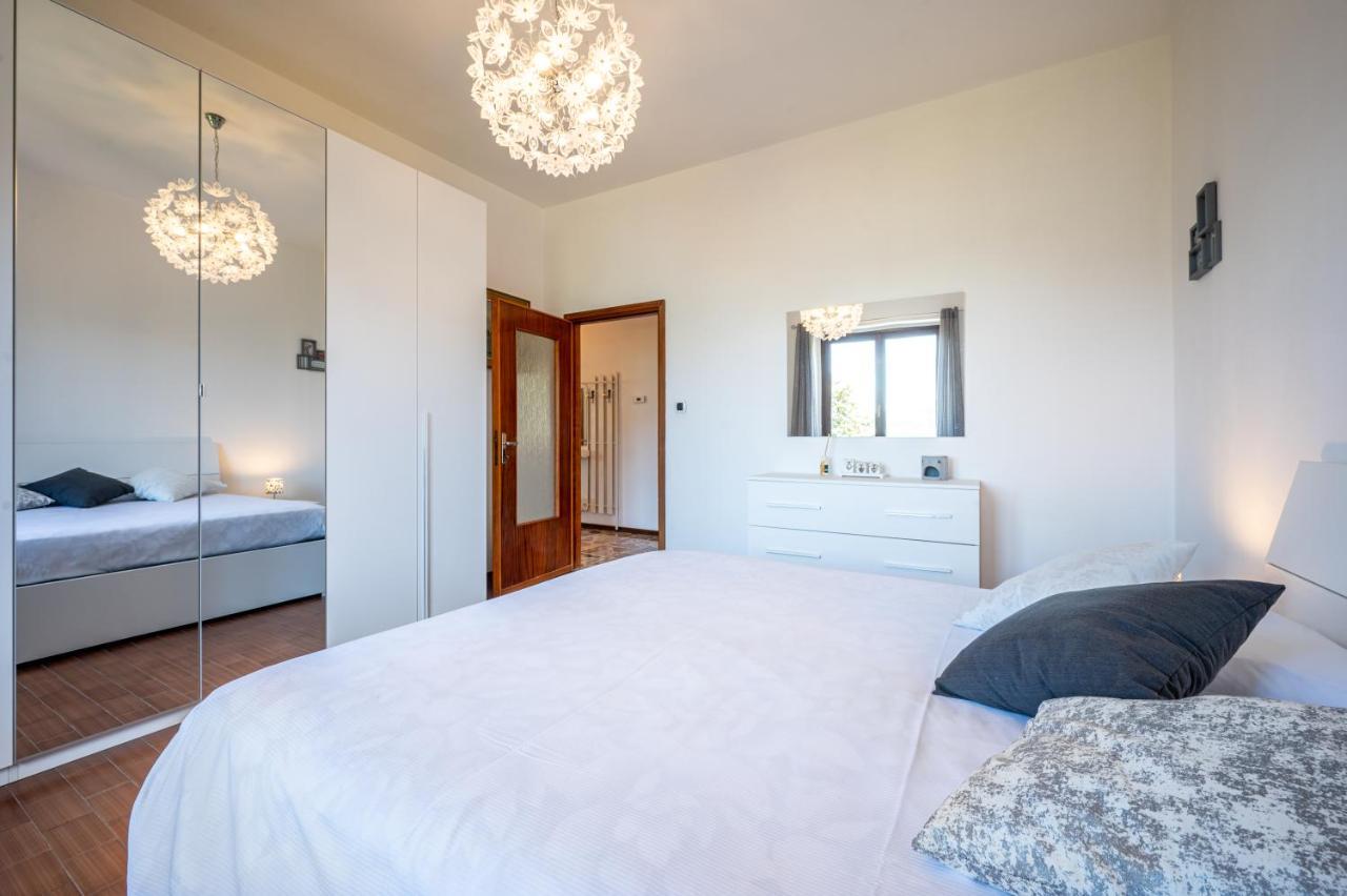 Lake View Apartment With Balcony And Parking - Larihome A25 Gera Lario Luaran gambar